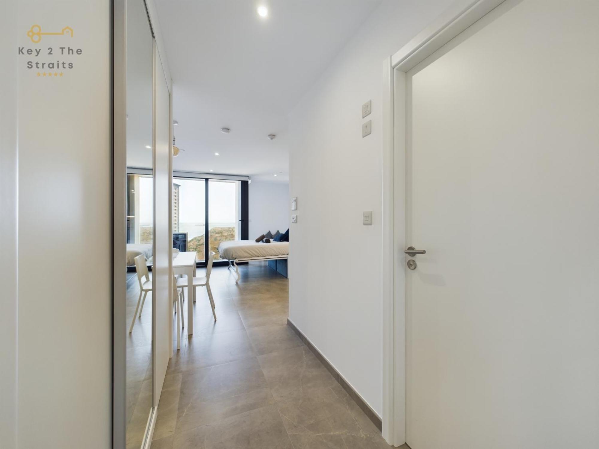 Luxury Sunrise Beach And Oceanview Room With Balcony Gibraltar Exterior foto