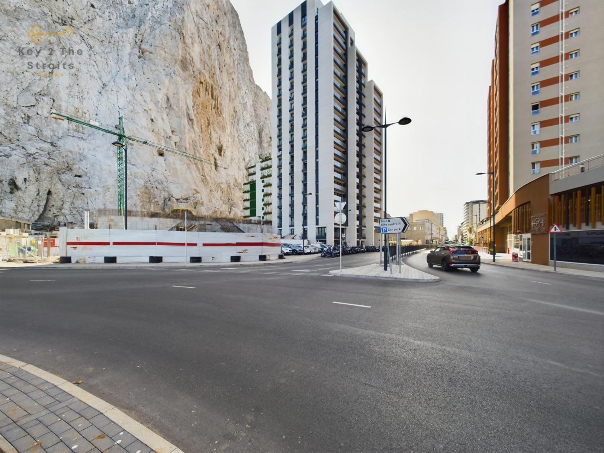 Luxury Sunrise Beach And Oceanview Room With Balcony Gibraltar Exterior foto